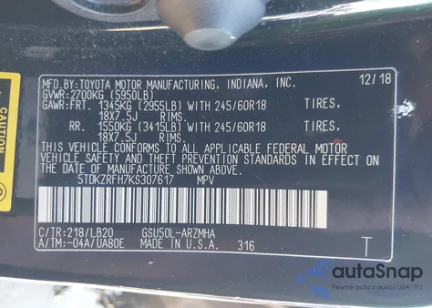 2019 Toyota Highlander Xle z USA, uszkodzony, nr VIN 5TDKZRFH7KS307617